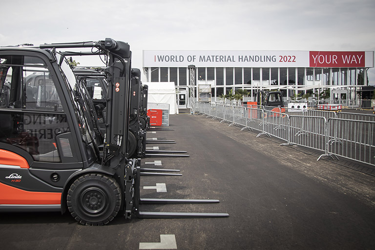 WoMH 2022: Der Warenumschlagsspezialist Linde MH stellt auf 17.000 Quadratmetern sein umfangreiches Produkt-, Lösungs- und Dienstleistungsportfolio vor.