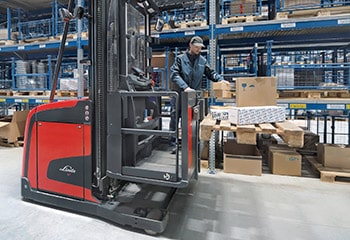 preview linde vertical order picker v modular with comfortable driver's cab