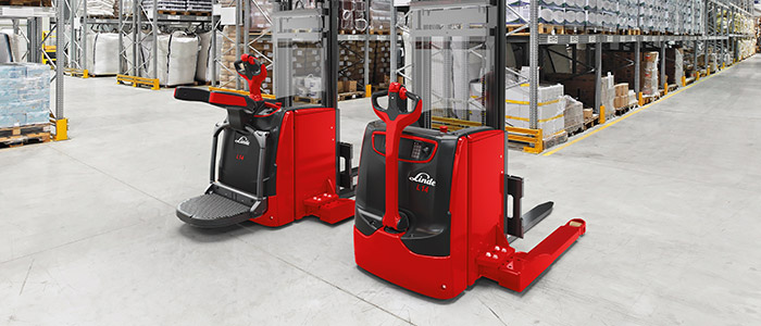 Linde L14 high lift truck in warehouse