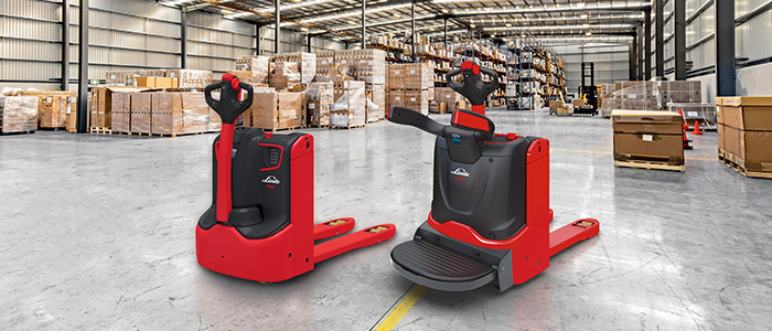 Linde T14 and T20 low lift trucks in the warehouse