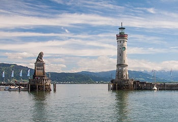 Rent a forklift in Lindau am Bodensee Lighthouse
