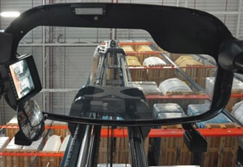 Inspection of the visible roof of a forklift made of glass
