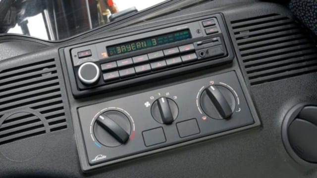 ic truck h18 radio